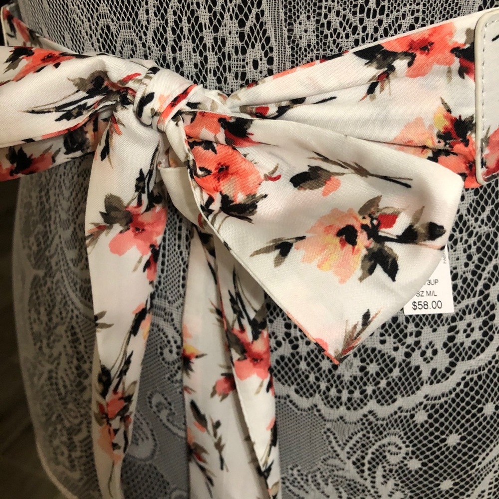 COPY - White House Black Market floral maxi dress small - Picture 8 of 8